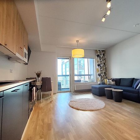 Fully Equipped New Apartment With Free Parking Tampere Ngoại thất bức ảnh
