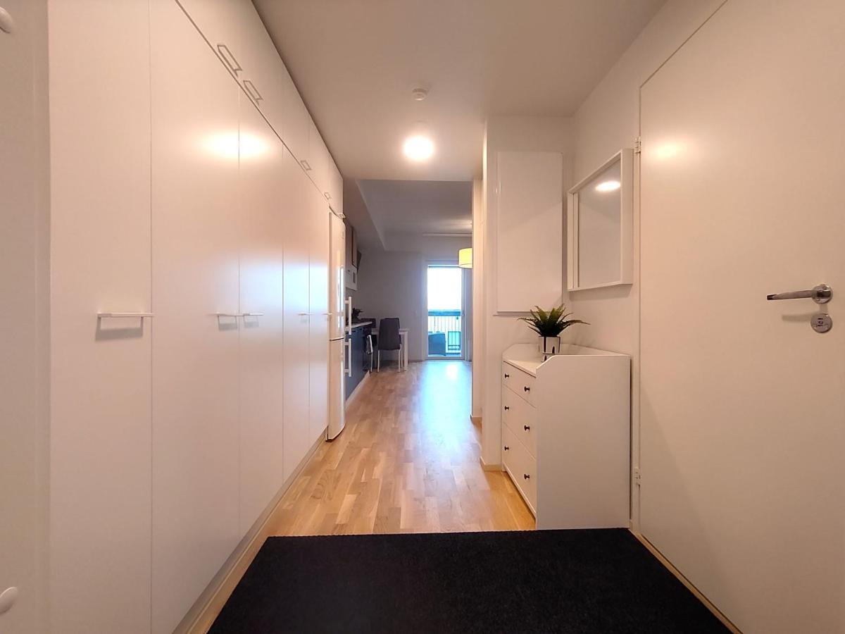 Fully Equipped New Apartment With Free Parking Tampere Ngoại thất bức ảnh
